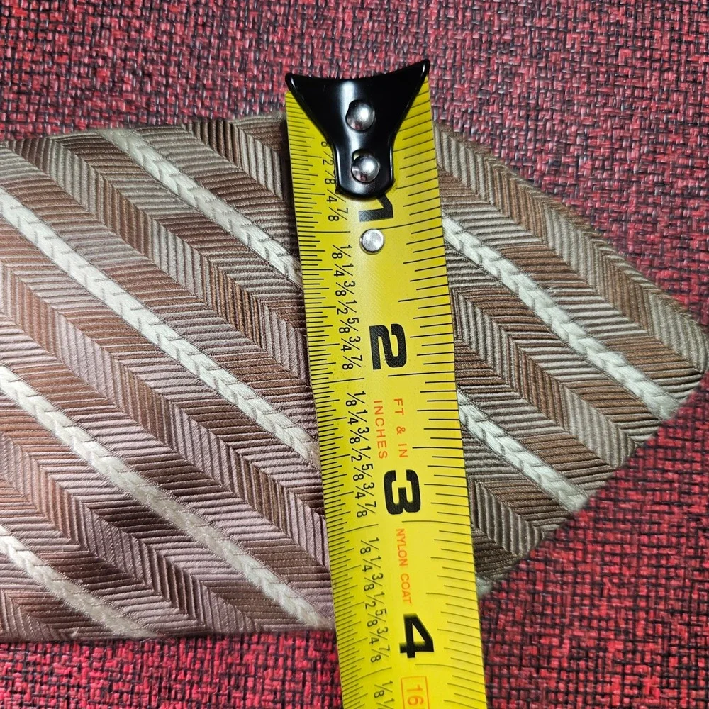 Brioni silk necktie